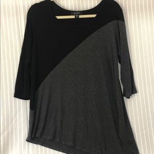 Karen Kane 3 quarter sleeve asymmetrical top